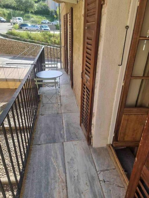 Appartement Au Coeur De La Ville Corte  Eksteriør billede